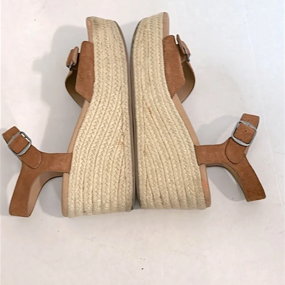Lucky Brand Women's Naveah leather Sandals Brown Size 8 M GUC